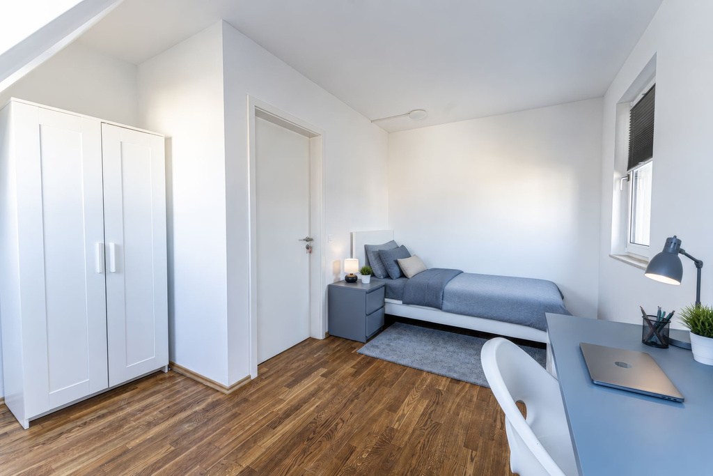 Room 2.3.webp