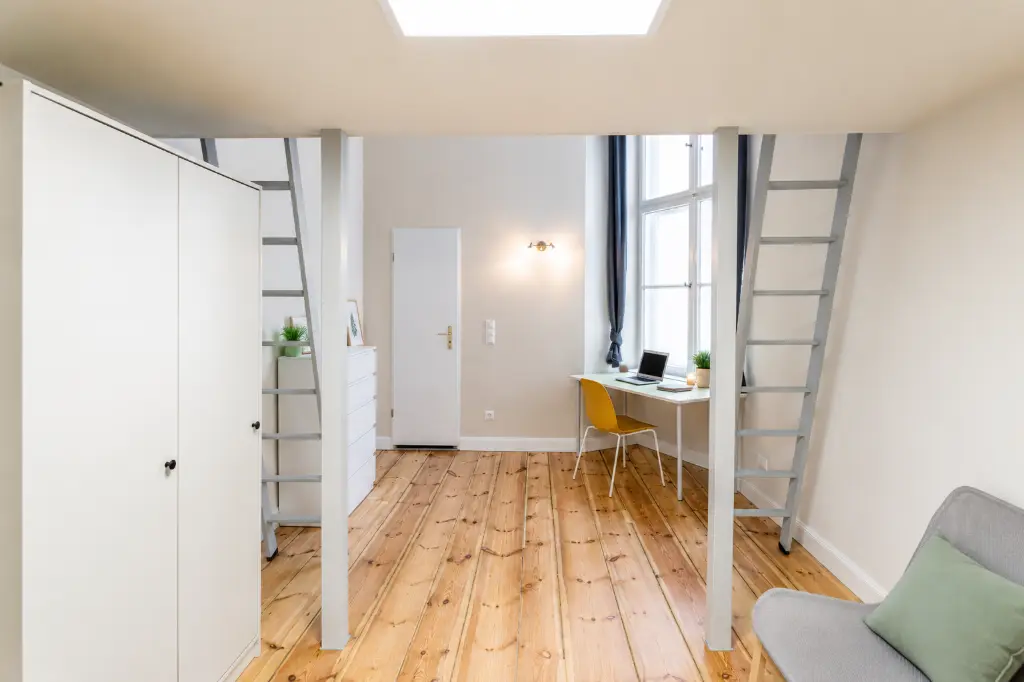 Room 2.webp
