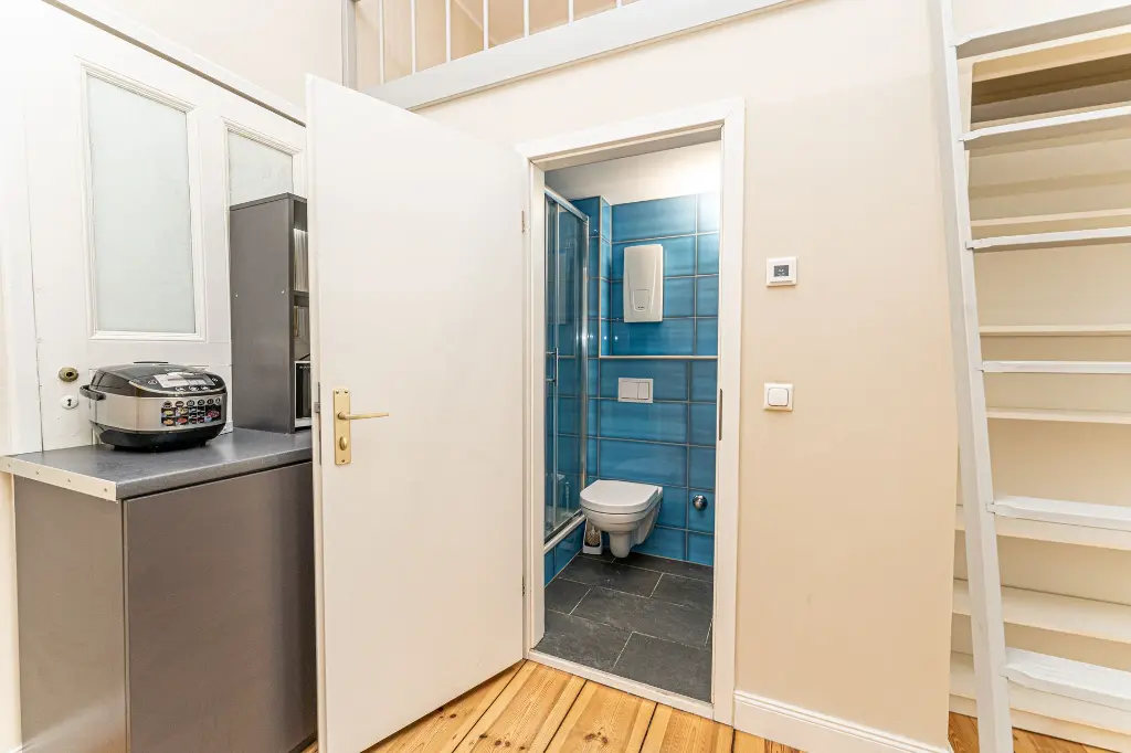 Neu_Bathroom 3.webp