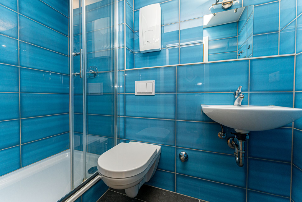 Neu_Bathroom 2.webp