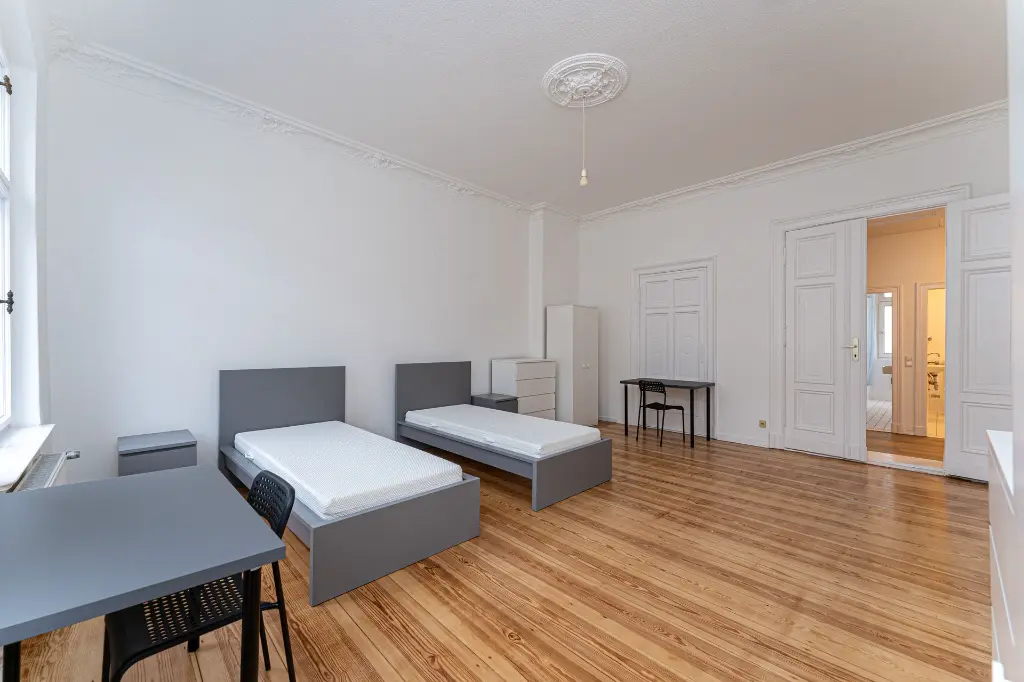 Mittenwaldstr 6 3.OG recht Bed 2 (10 of 19).webp