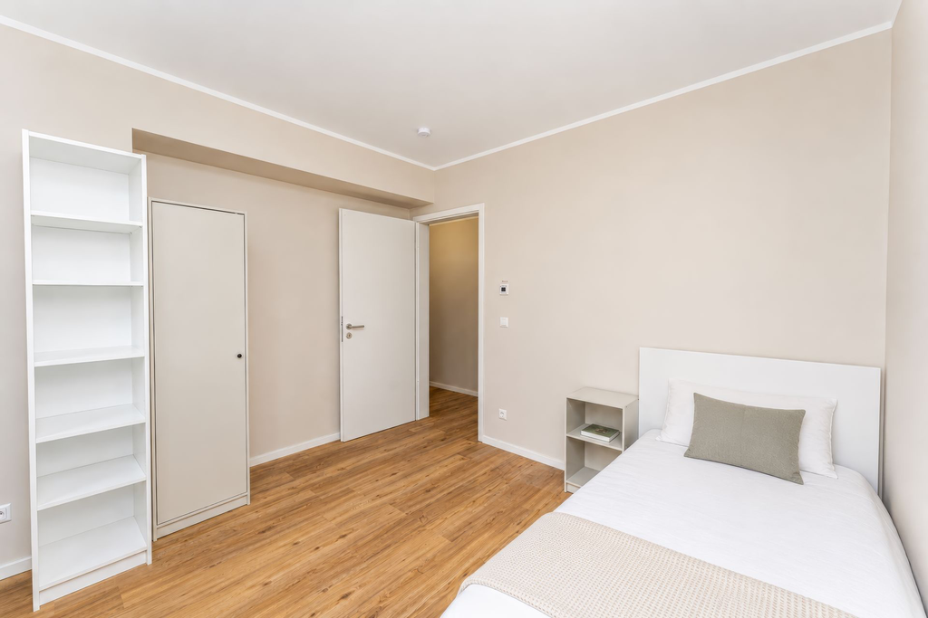 Room 8.3.webp